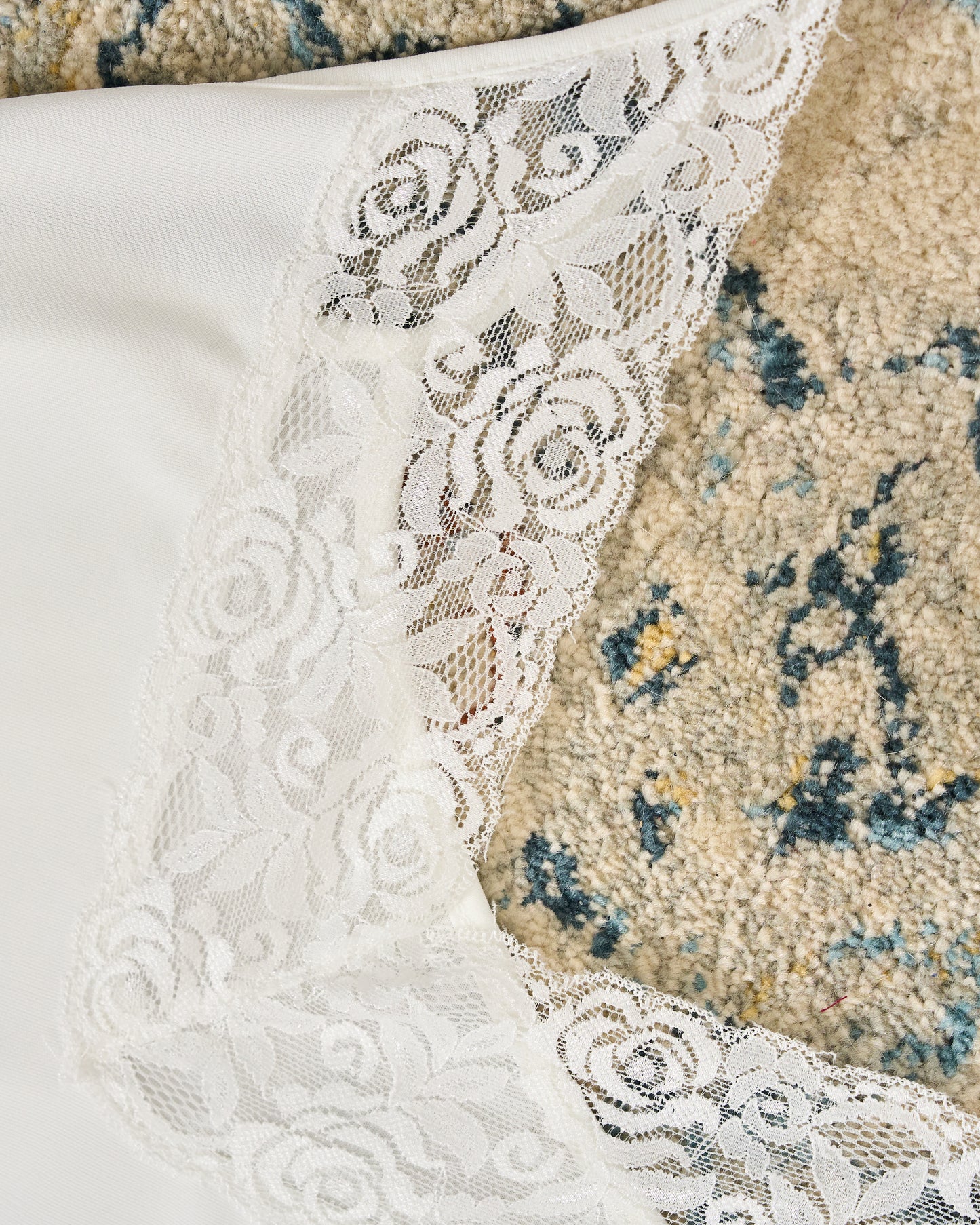 Sottoveste con Dettagli in Pizzo