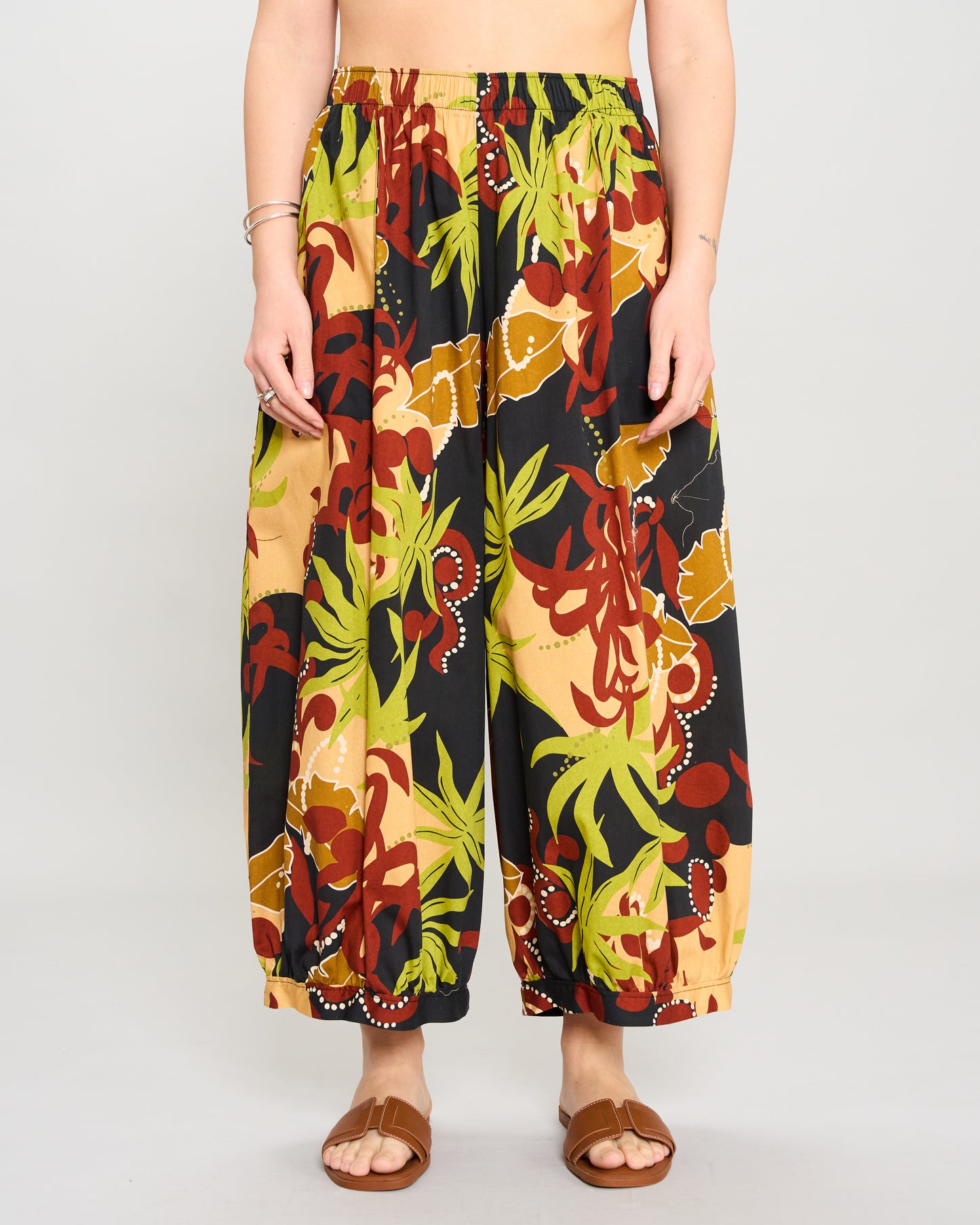 Patterned Crop Divided Skirt