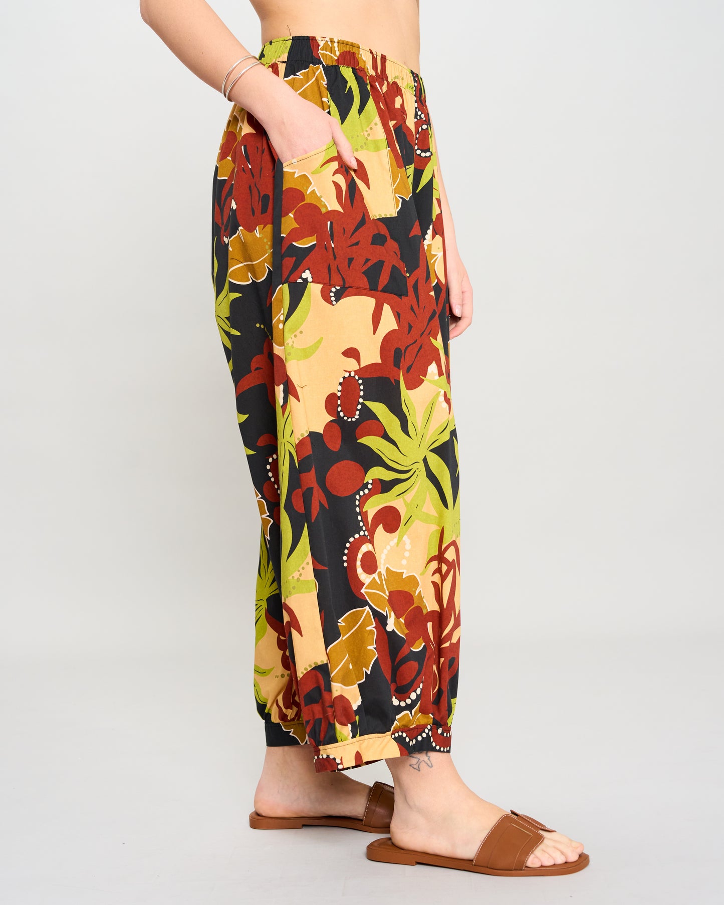 Patterned Crop Divided Skirt