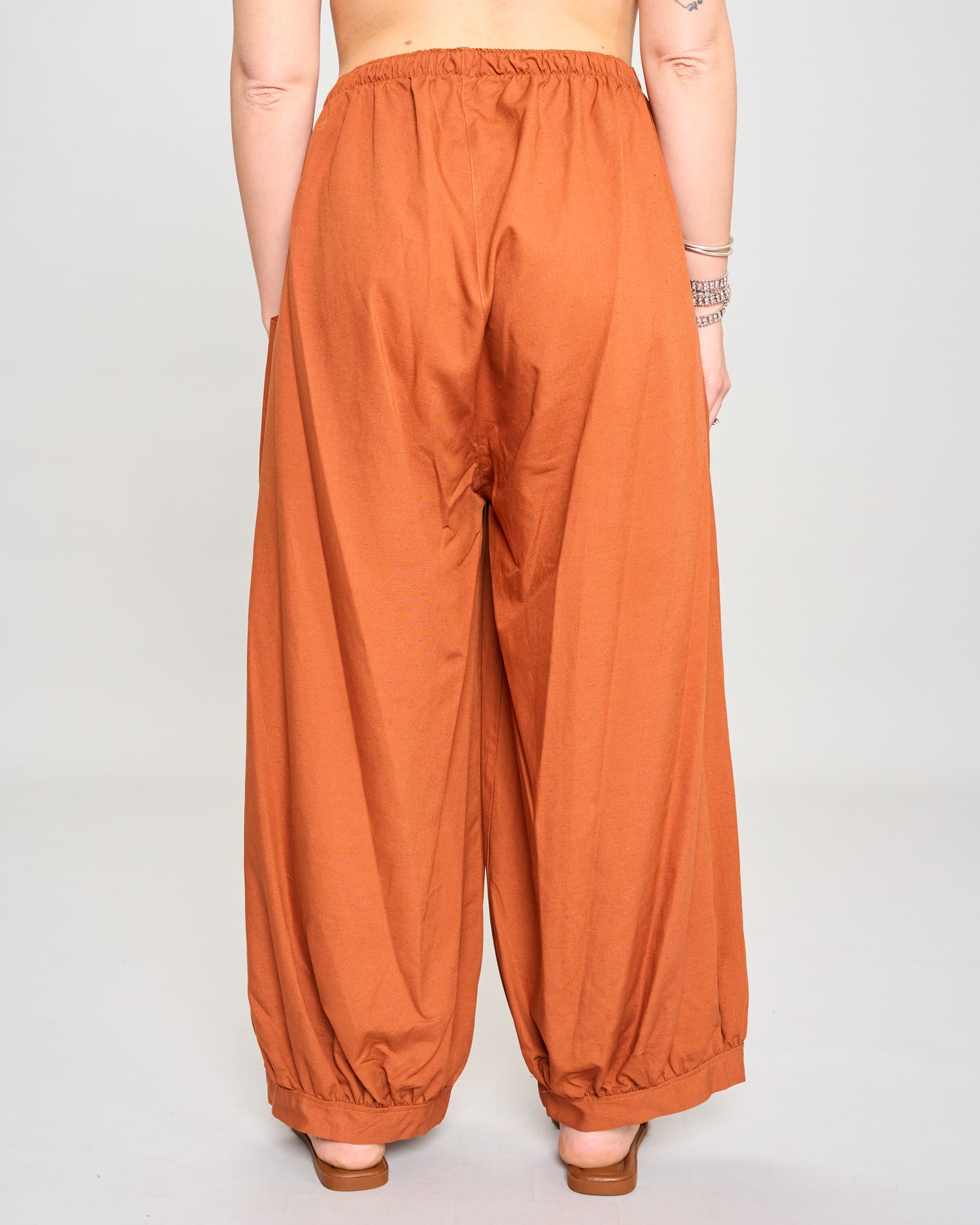 Pantagonna Crop In Lino