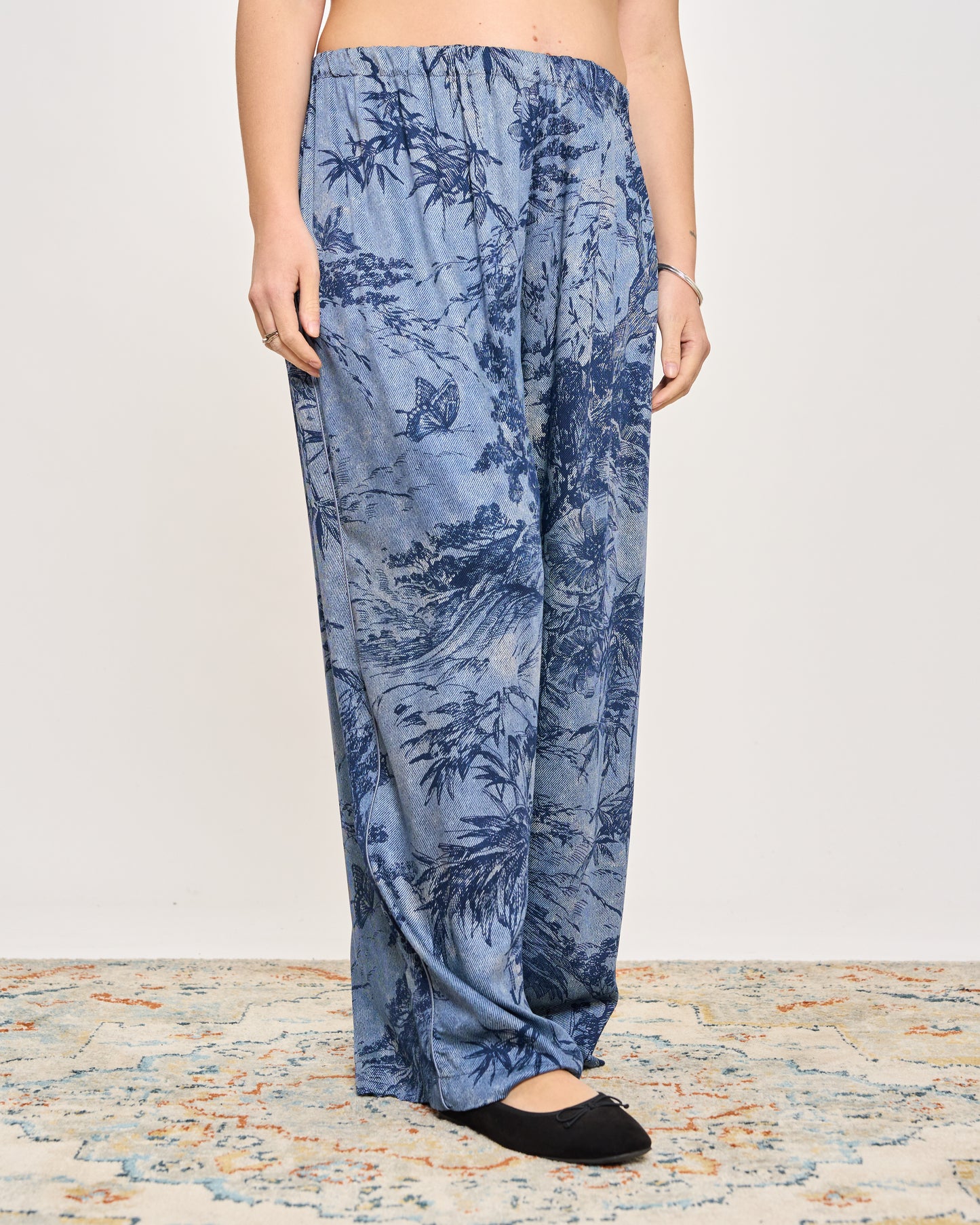Flared Trousers in Patterned Viscose