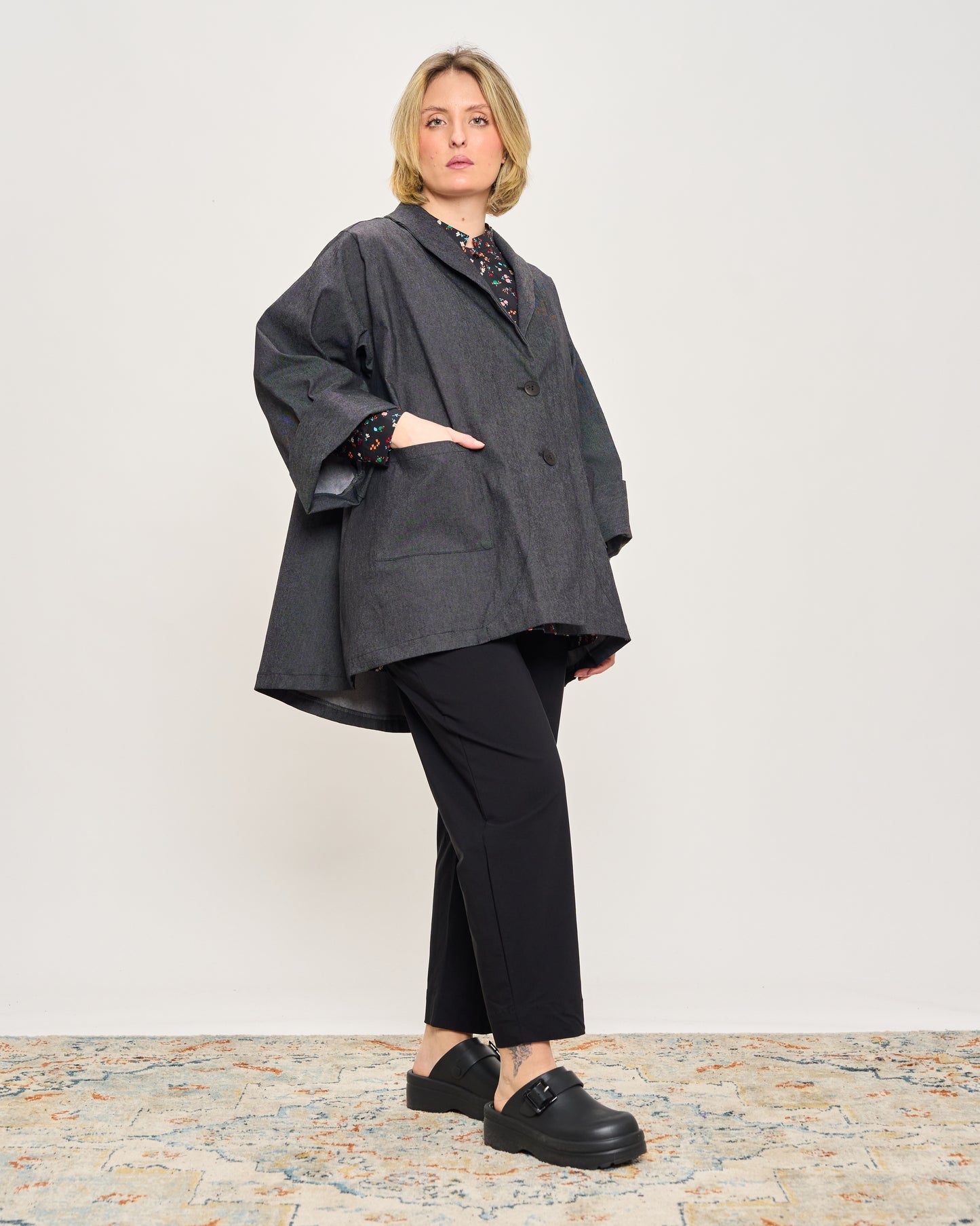 Giacca Svasata in Jeans Elasticizzata