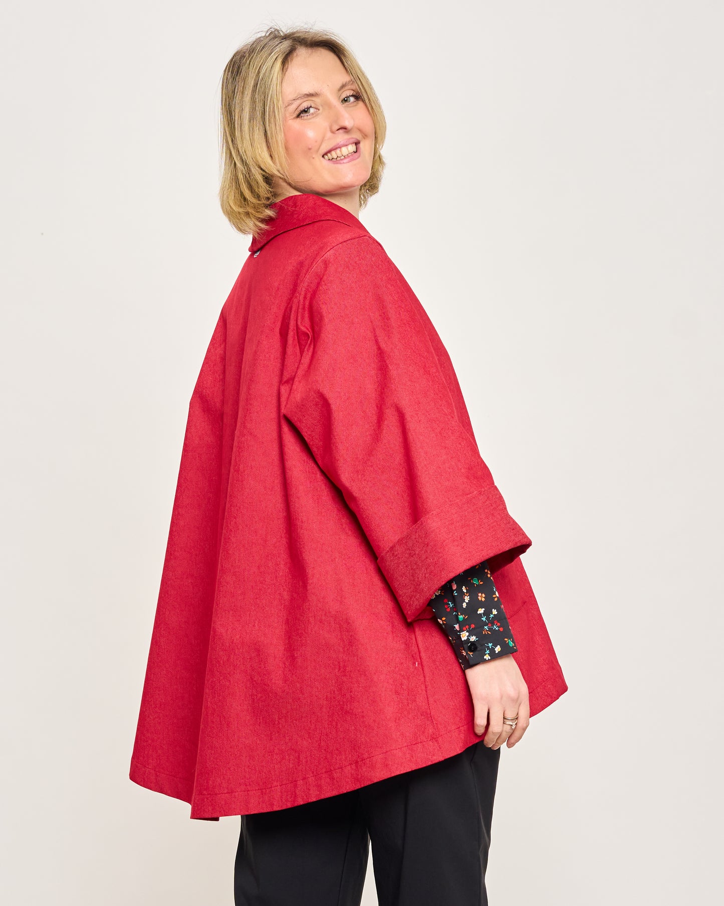 Giacca Svasata in Jeans Elasticizzata