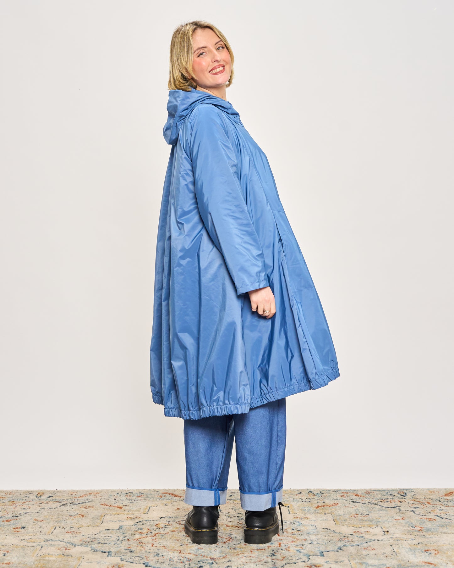 Impermeabile Stropicciato a Ruota