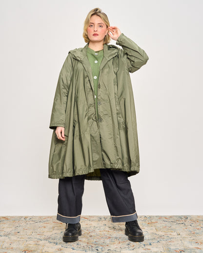 Impermeabile Stropicciato a Ruota