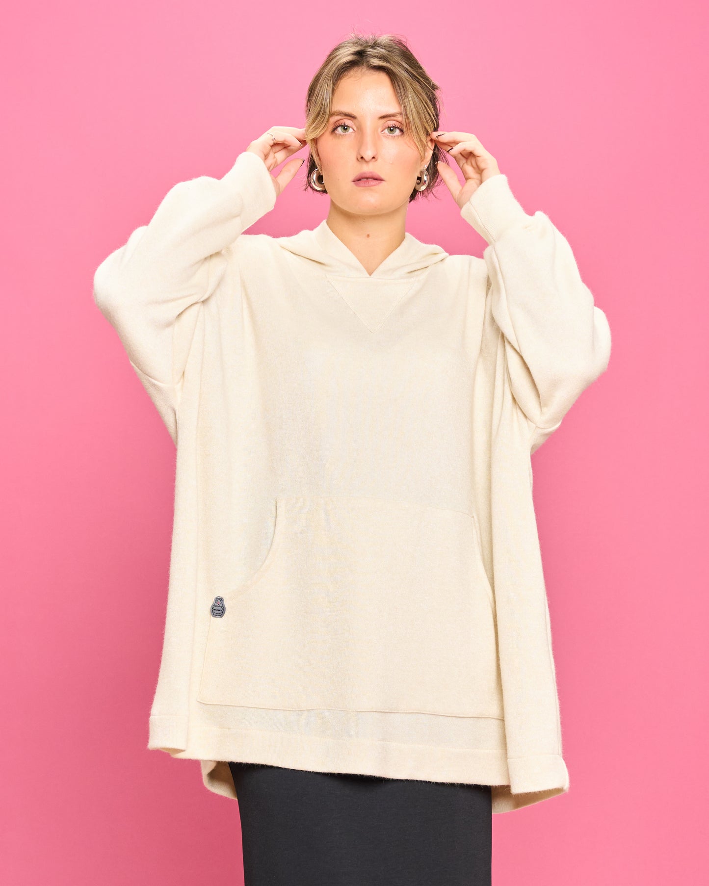 Felpa Over con Cappuccio