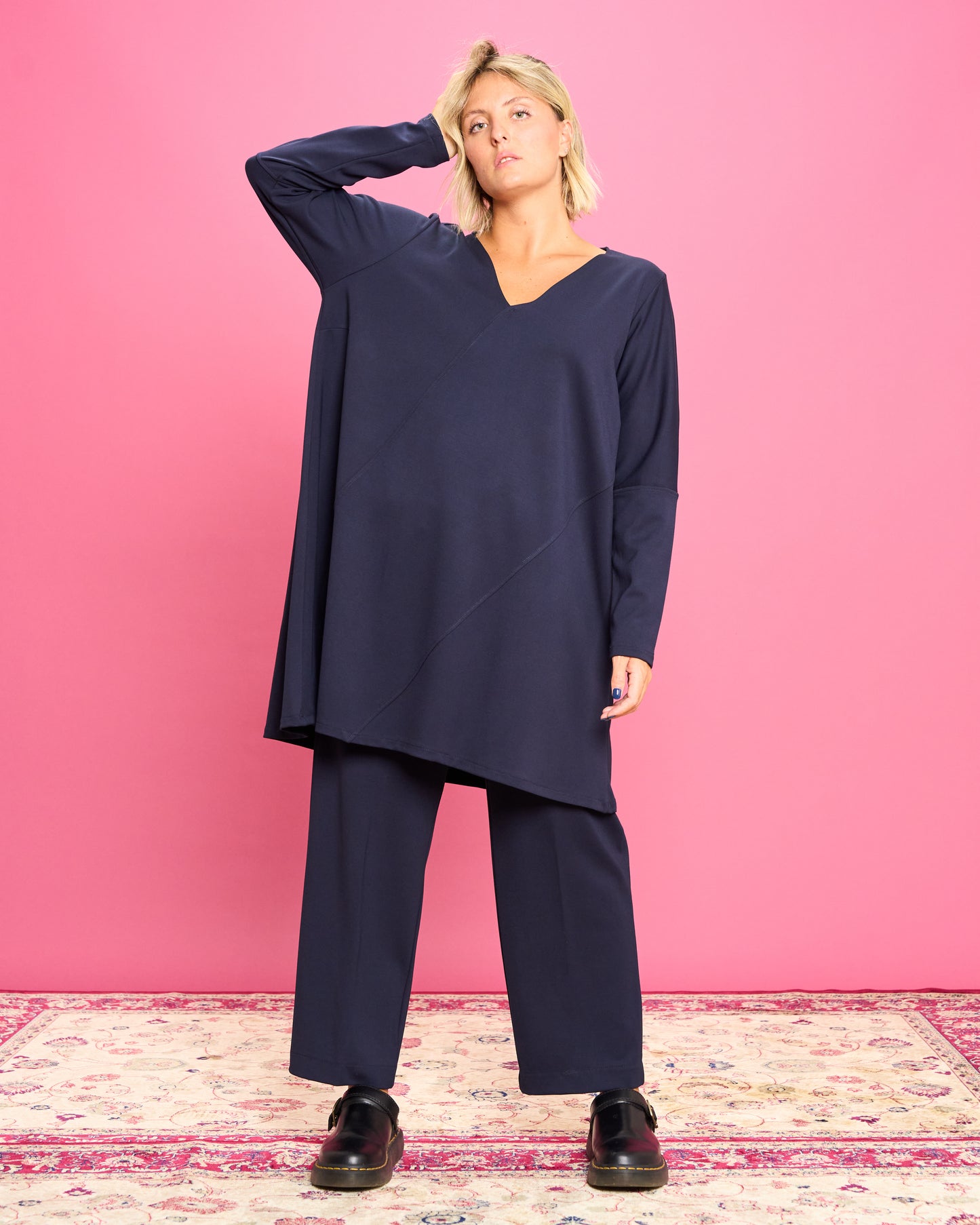 Maximaglia con Cuciture Diagonali in Maglia Stoffa
