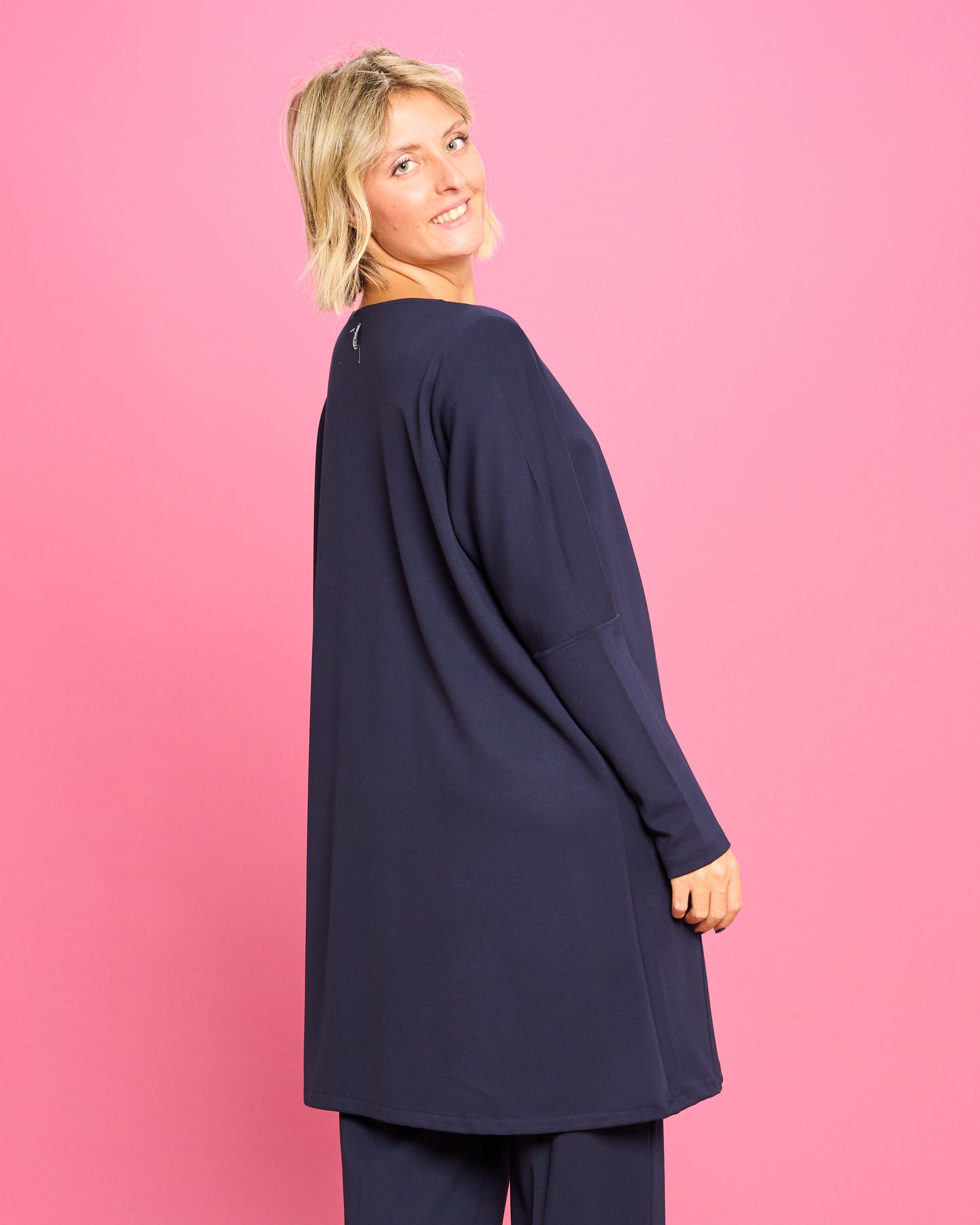 Maximaglia con Cuciture Diagonali in Maglia Stoffa