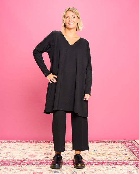 Maximaglia con Cuciture Diagonali in Maglia Stoffa