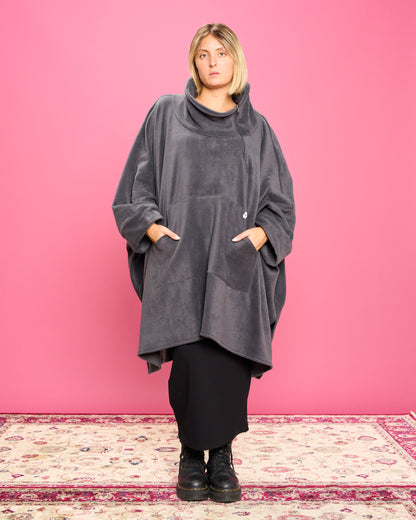 Maxi Mantella in Pile