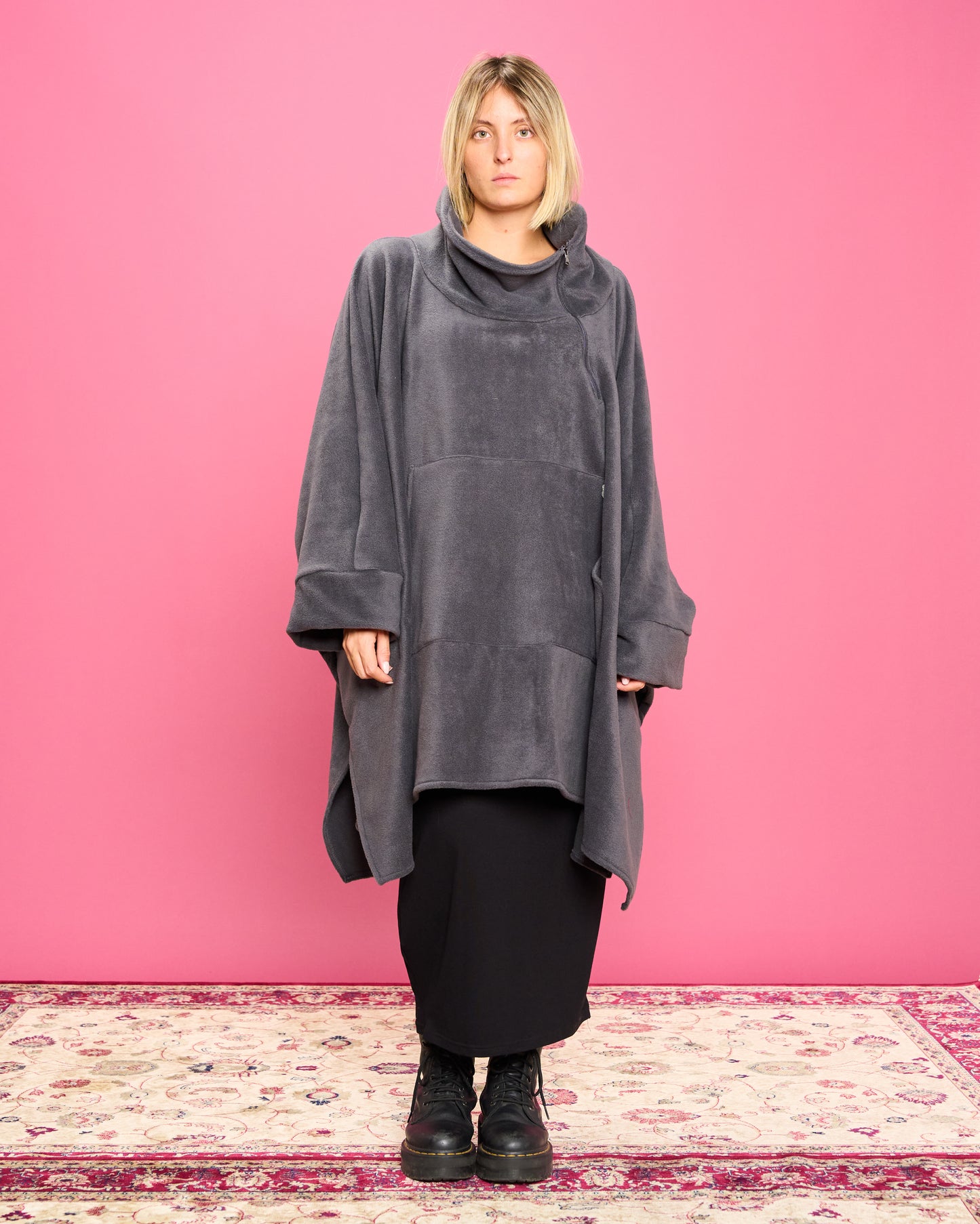 Maxi Mantella in Pile
