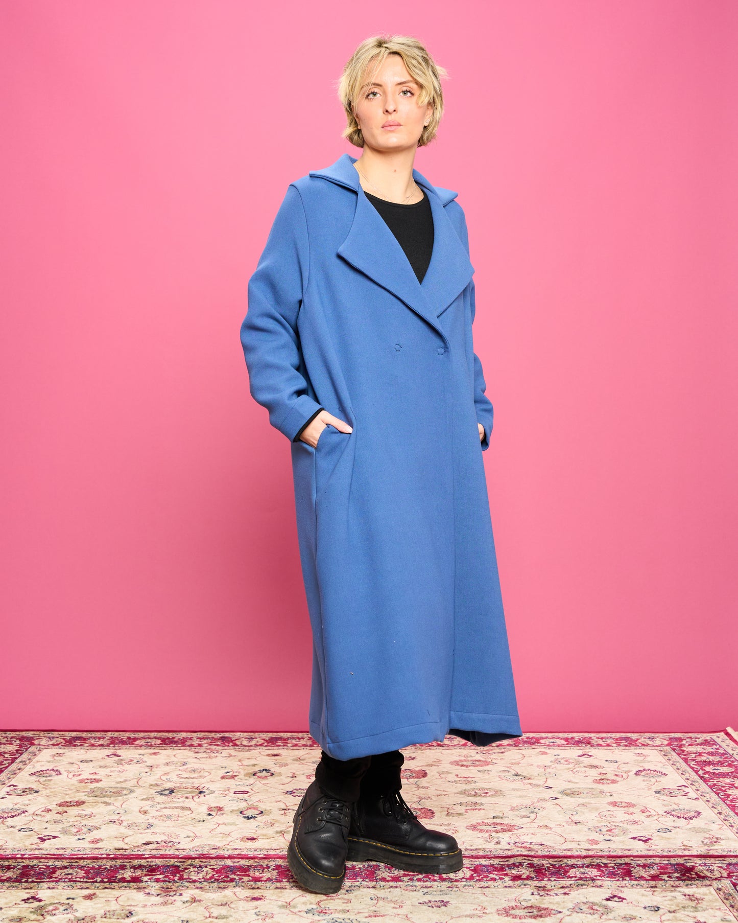 Viscose Coat with Patterned Lining