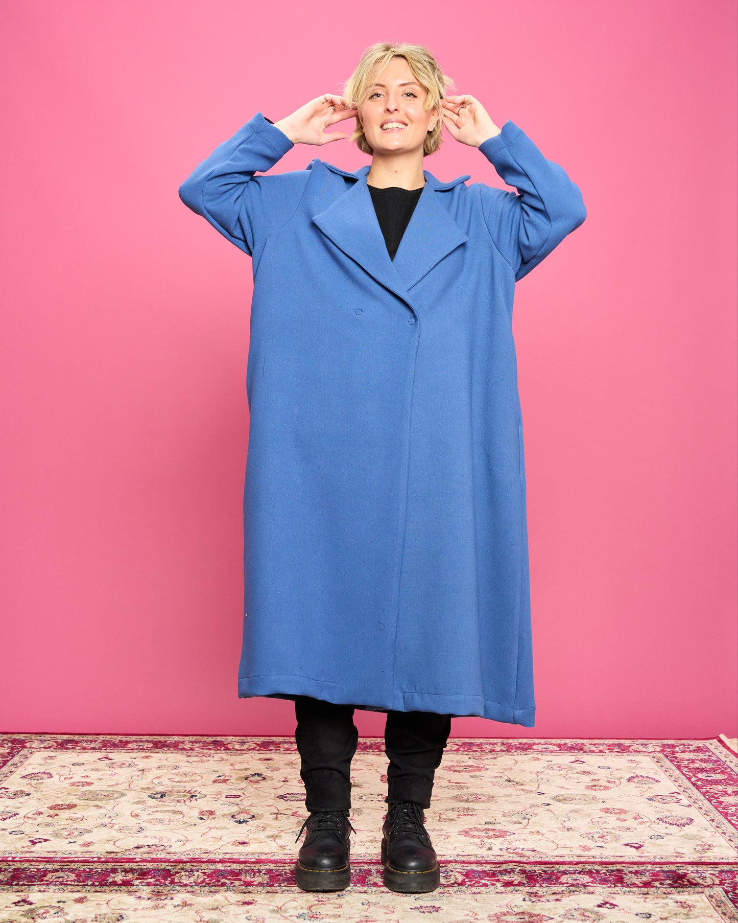 Viscose Coat with Patterned Lining