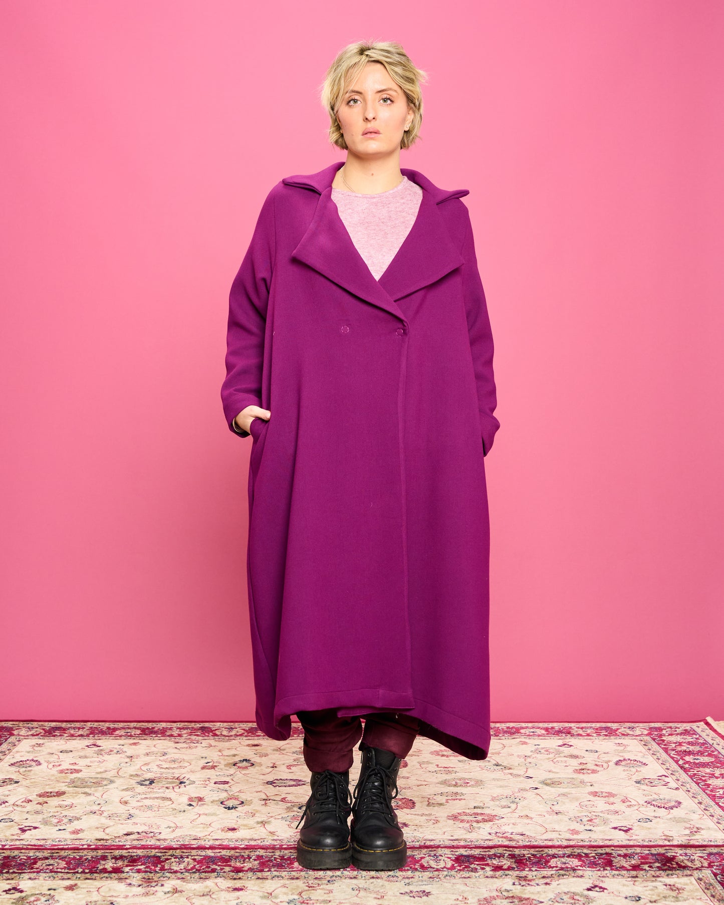 Viscose Coat with Patterned Lining