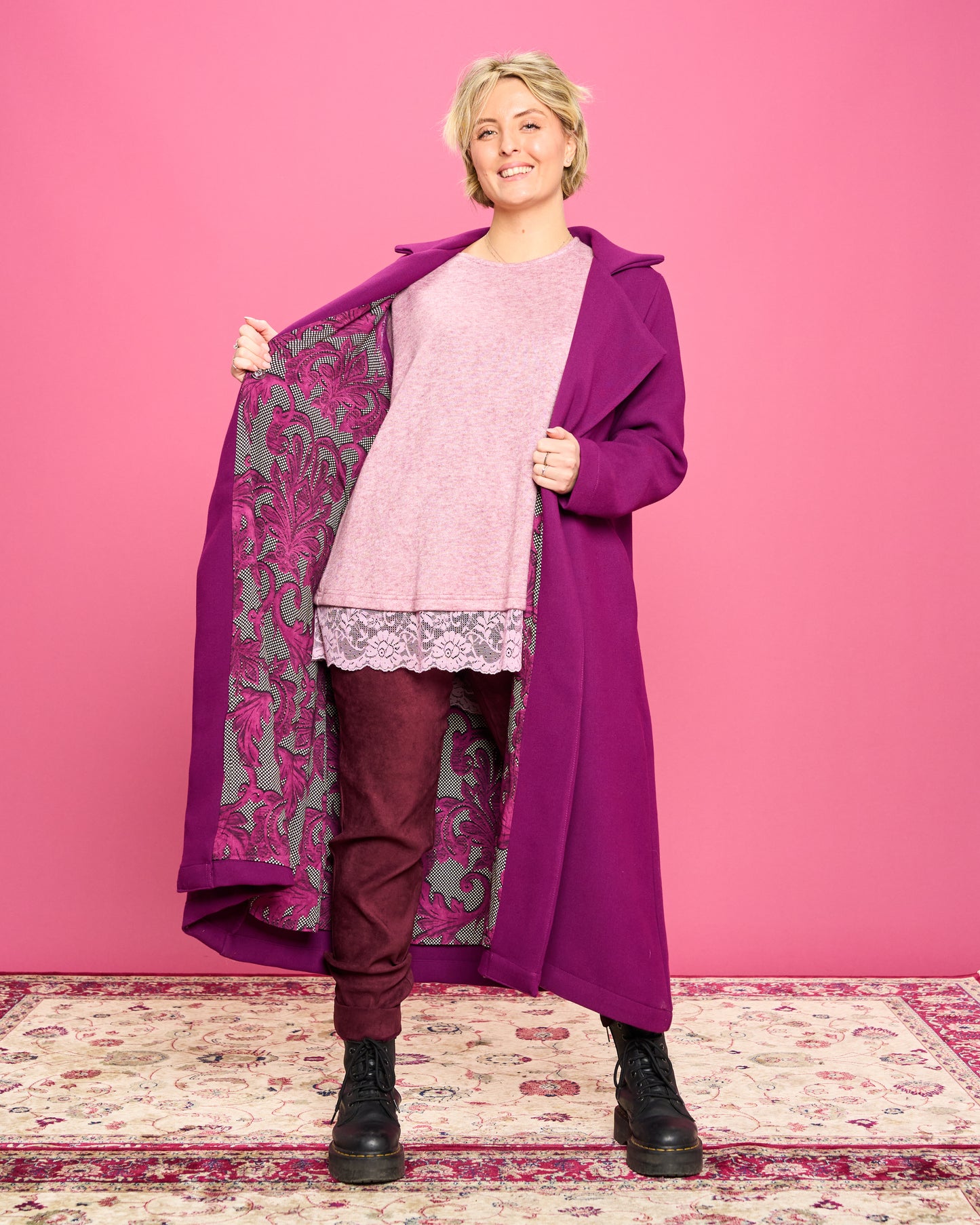 Viscose Coat with Patterned Lining