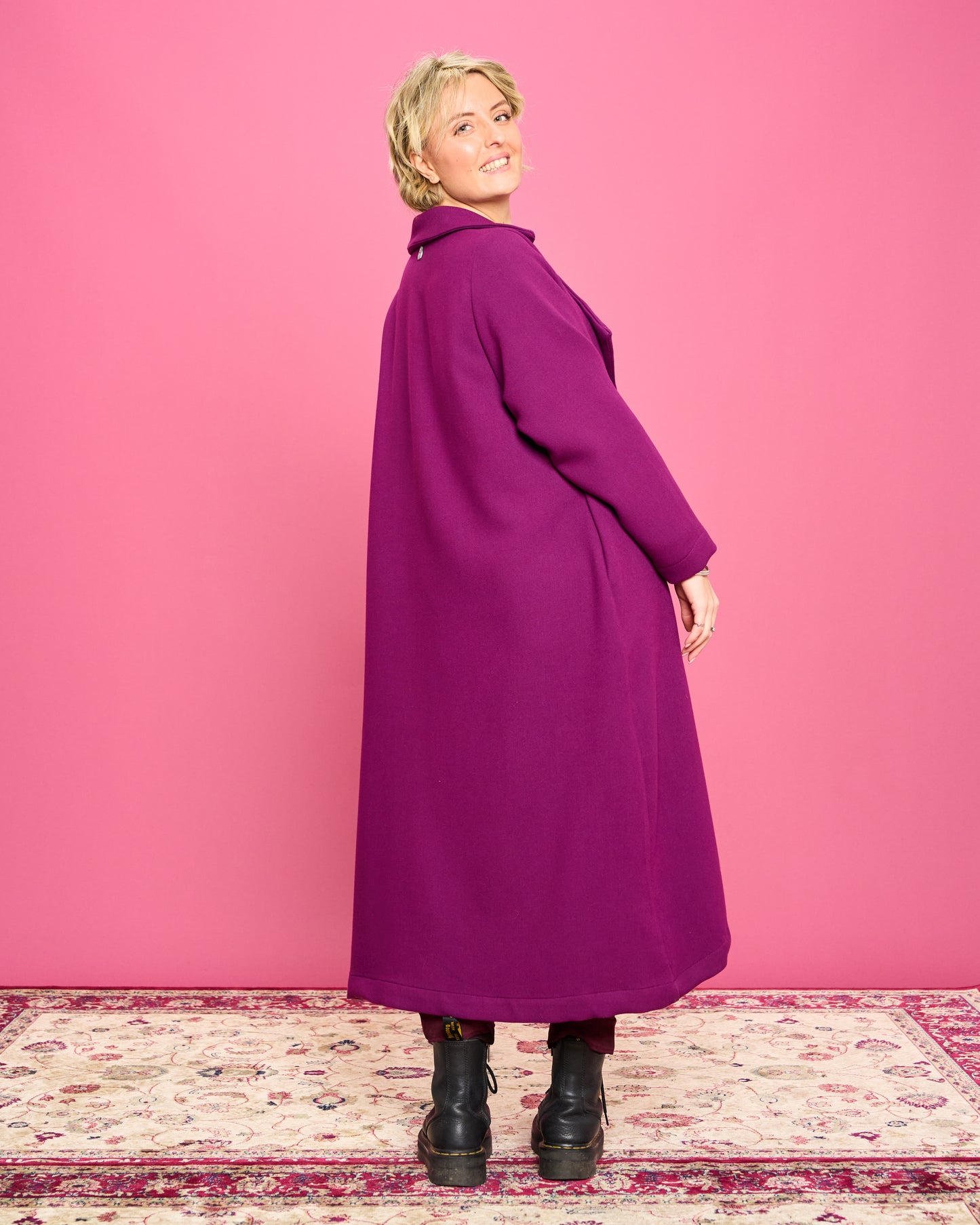 Viscose Coat with Patterned Lining