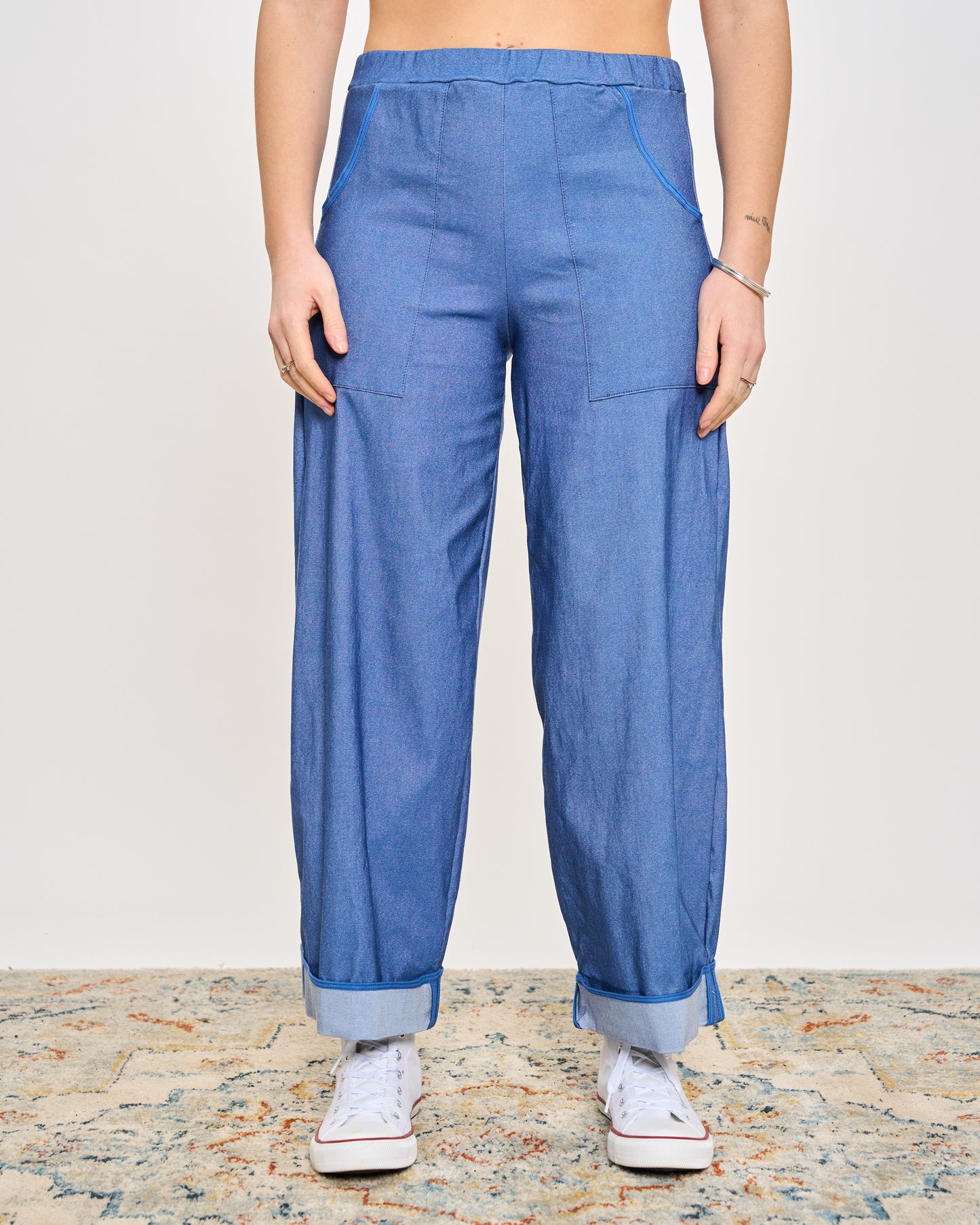 Pantalone in Denim Elasticizzato Bordato