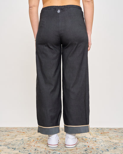 Pantalone in Denim Elasticizzato Bordato