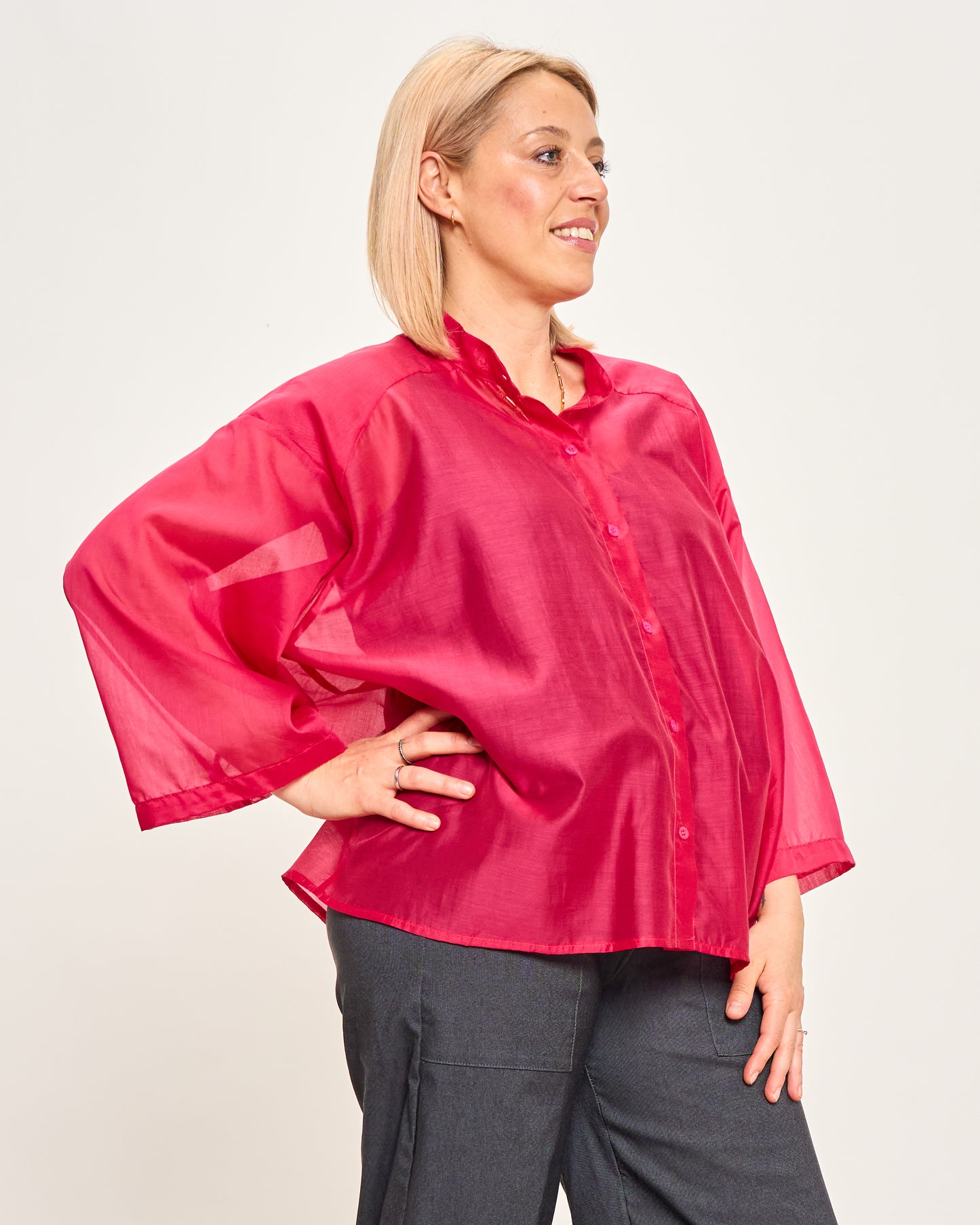 Short Oversized Shirt in Lightweight Cotton