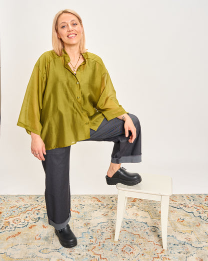 Short Oversized Shirt in Lightweight Cotton