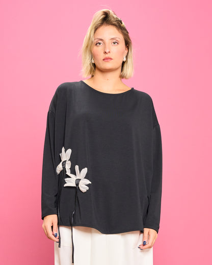 Maglia Oversize con Fiori Applicati