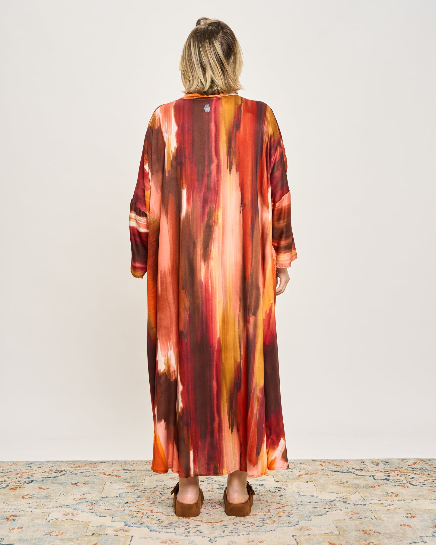 Abito Svasato Oversize con Apertura a Polo