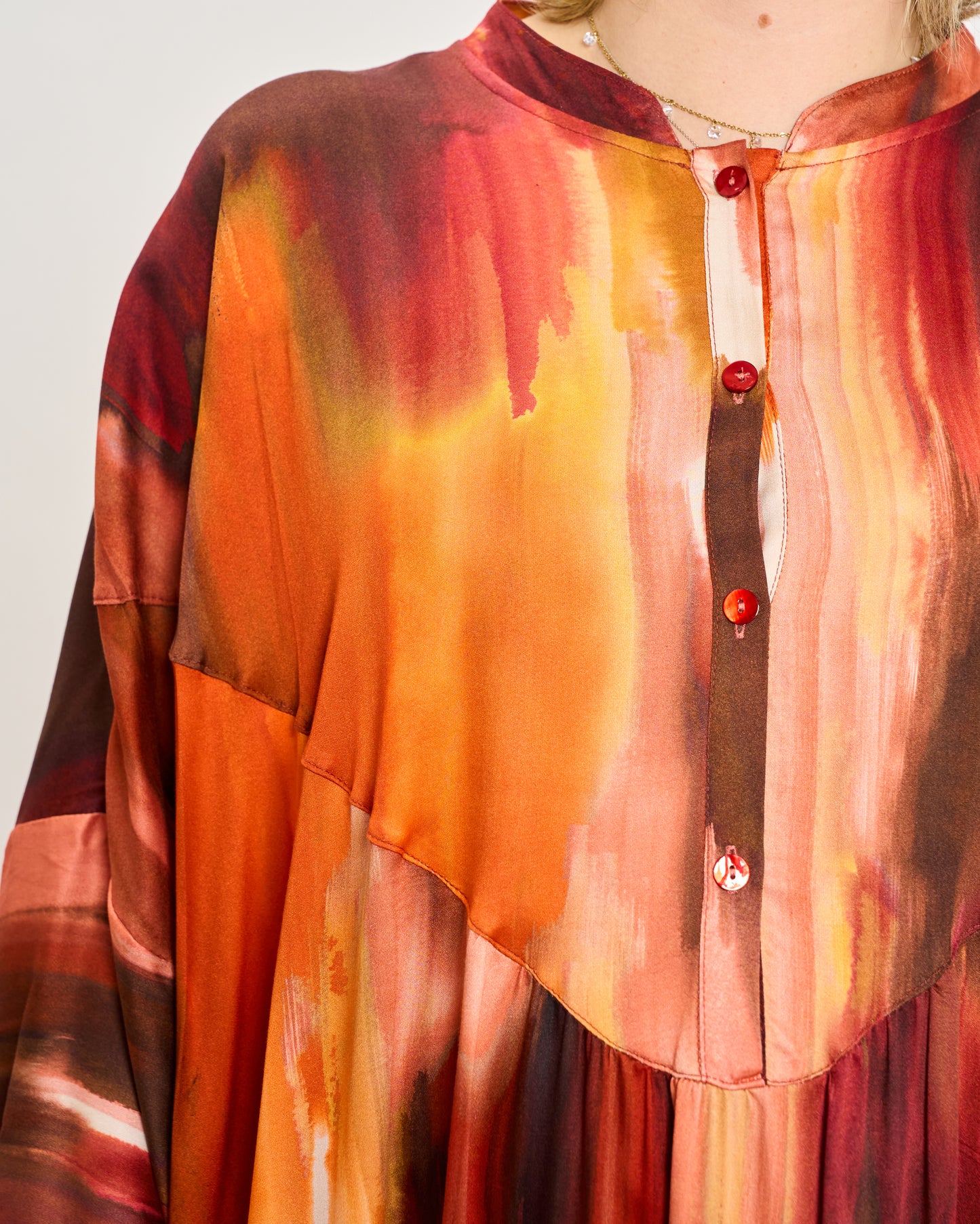 Abito Svasato Oversize con Apertura a Polo
