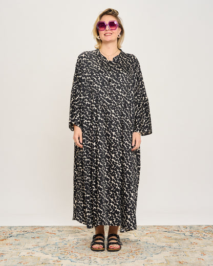 Abito Svasato Oversize con Apertura a Polo
