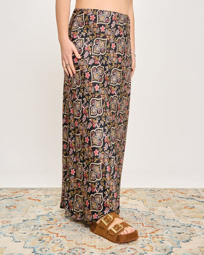 Gonna Svasata in Viscosa Fantasia