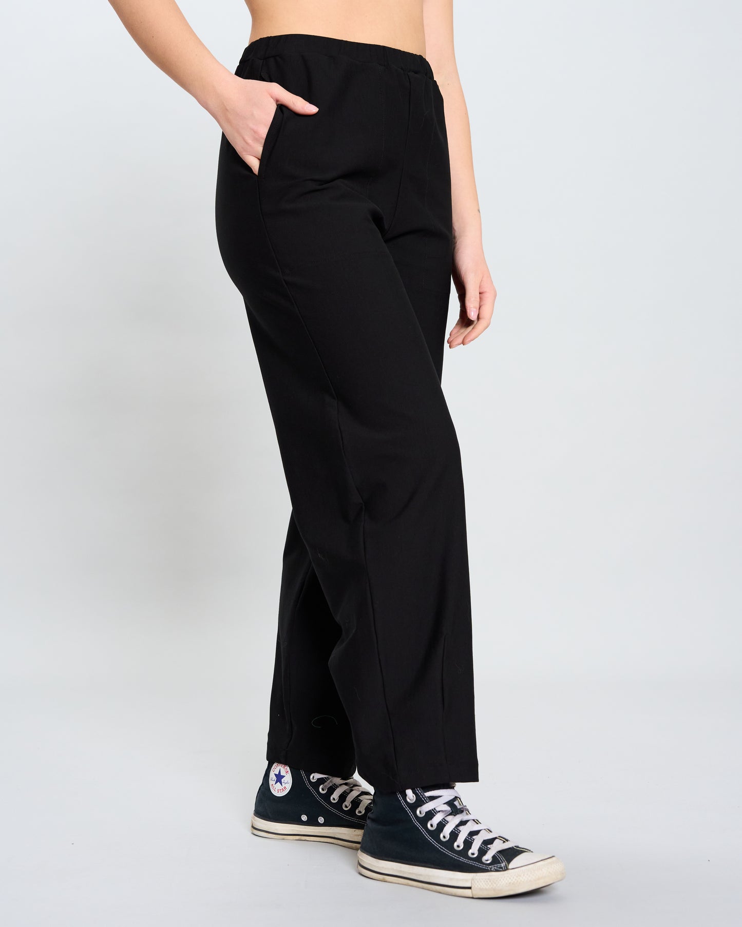 Comfortable Trousers with Pleats