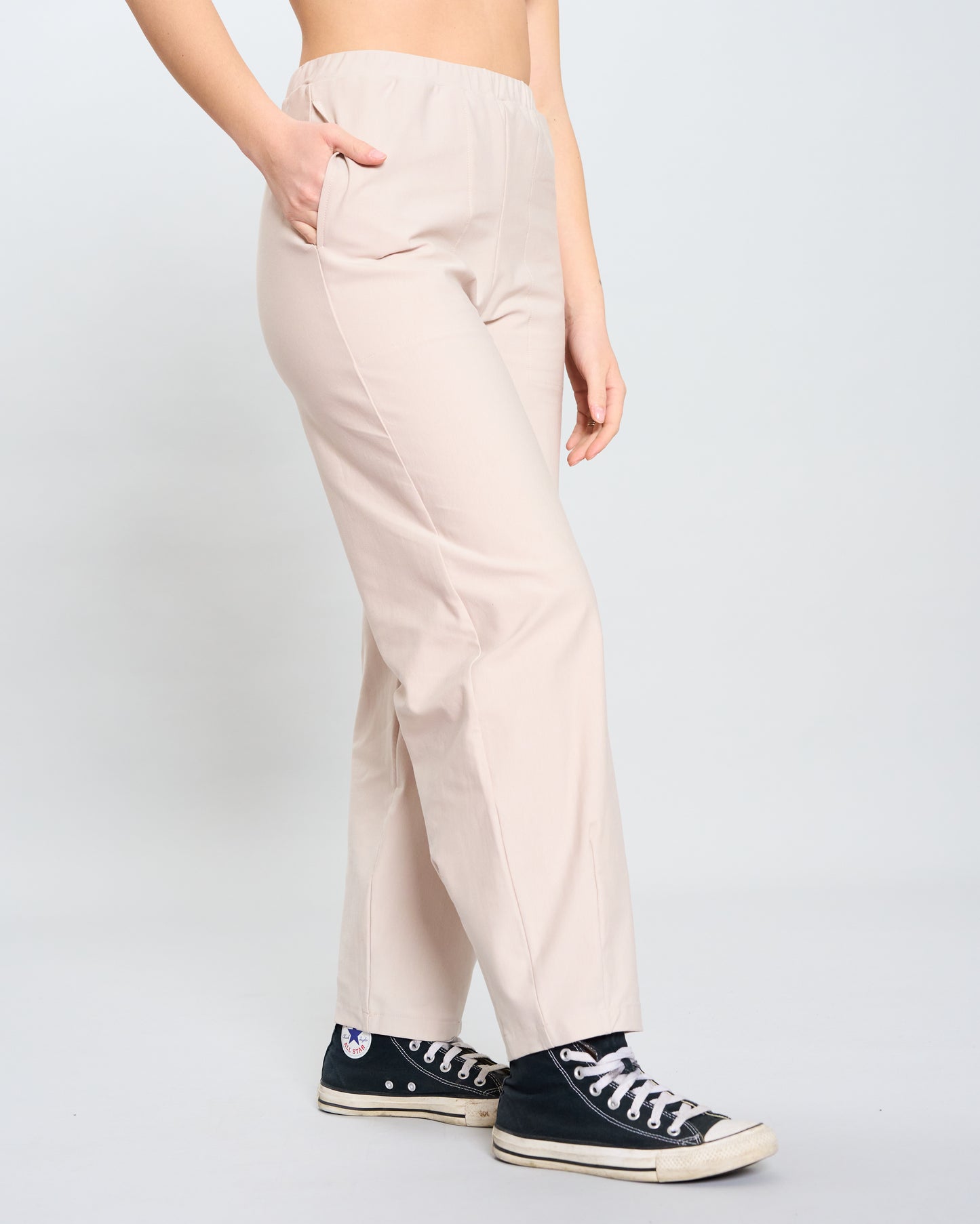 Comfortable Trousers with Pleats