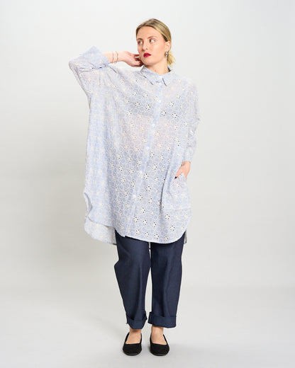 Oversized Shirt in Striped Sangallo